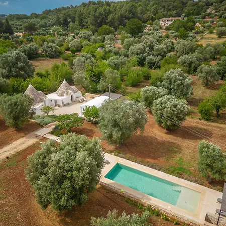 Trulli Di Olivia * Ceglie Messapica